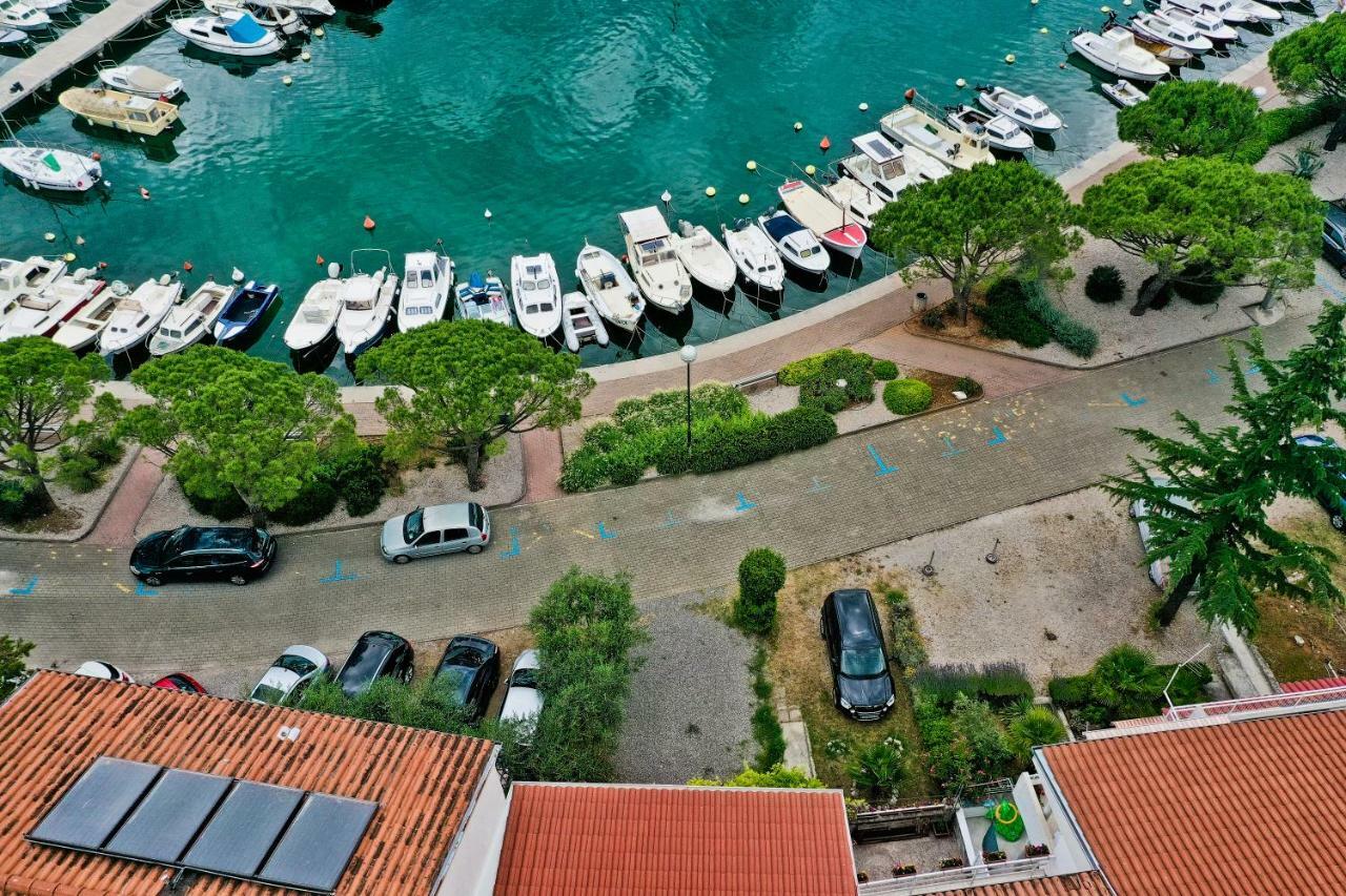 Apartments Nika Crikvenica Exterior foto